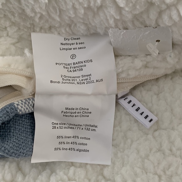 Pottery Barn Euro blue white checkered pattern fleece shams x 2 - Picture 4 of 7